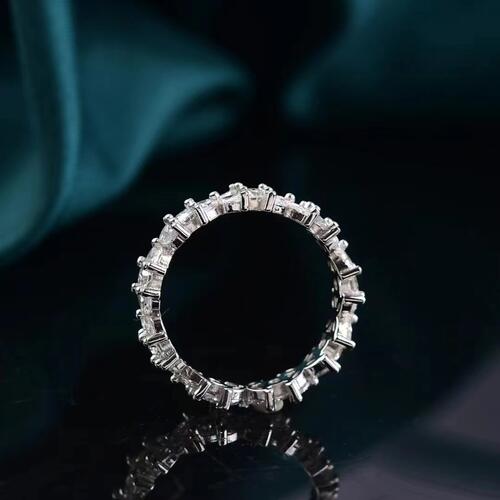 Luxe Moissanite Brilliance: Platinum-Plated 925 Sterling Silver Ring